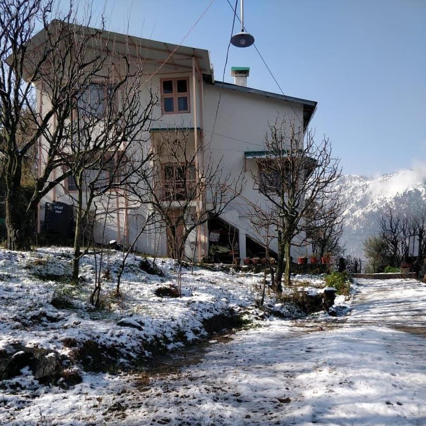 Aashirwad Homestay Kullu Luaran gambar
