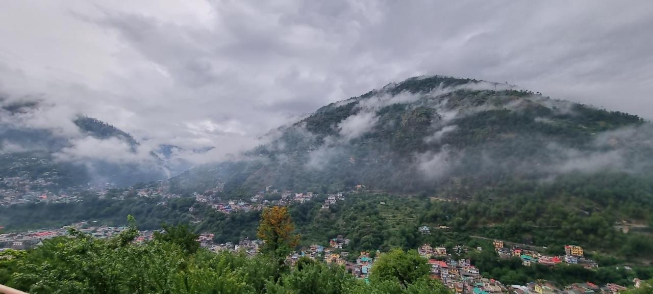 Aashirwad Homestay Kullu Luaran gambar